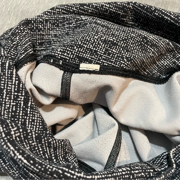 lululemon Wunder Under High-Rise Crop 21” Size 4 Heathered Black - Picture 7 of 8